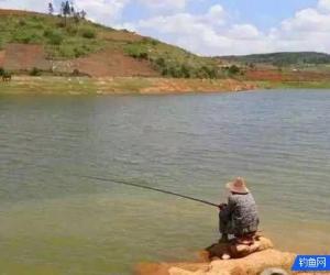 一年四季，水庫旁釣點的選位，精確掌握不怕不中魚