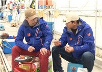 《坑冠之路》 第3期 黑坑高手講解散炮的開餌技巧