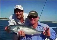 《海釣視頻》 外國釣友海上飛蠅釣鲅魚