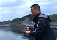 《路亞釣魚視頻》 男子路亞釣獲14斤大翹嘴