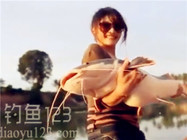 小美女路亞釣大口鯰魚的精彩視頻