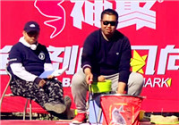 《速釣激情》第一季第二部04 散炮聚魚，韓志嘉黑坑釣獲驚人