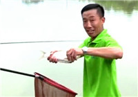 《爸爸去釣魚》第三季03期 父子釣魚比賽劉赫楠率先中魚