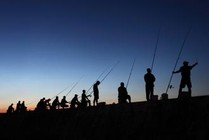 《中國垂釣周刊》第23期 釣魚人必看夏季夜釣安全存隱患