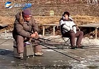 《想釣魚跟我走》第一季04 池塘冰釣打窩釣魚技巧