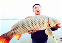 《游釣中國》第二季34集 漳河水庫頂風拋竿作釣 爆炸餌狂誘大草魚