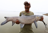 李大毛《游釣中國》第27集 赤東湖再擒大鯉魚大青魚