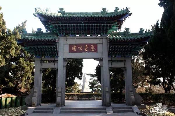 迎澤公園海底世界拆了_海底世界公園門票價格_迎澤公園海底世界