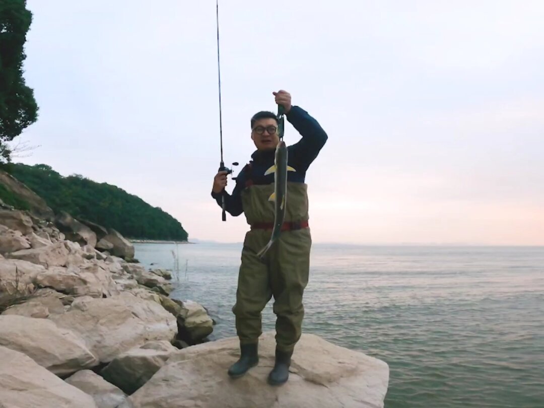 海上釣魚裝備_海釣裝備一般多少錢_海釣的裝備選擇教學視頻