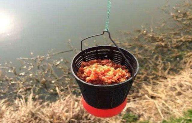 釣魚鯽魚窩料的絕密配方_釣鯽魚窩料的絕密配方大全_窩料配方大全鯽魚怎么來得快