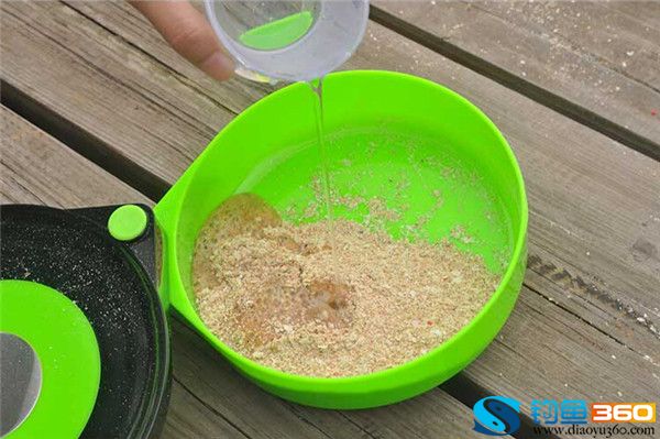 釣草魚技巧方法調漂視頻教程_釣草魚的調漂方法和技巧_釣草魚怎樣調魚漂調漂最準確