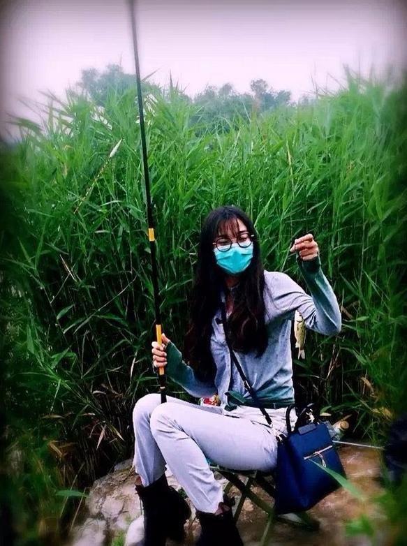 谷麥釣手石頭釣魚視頻_石頭谷麥釣法_石頭谷麥釣魚視頻2020