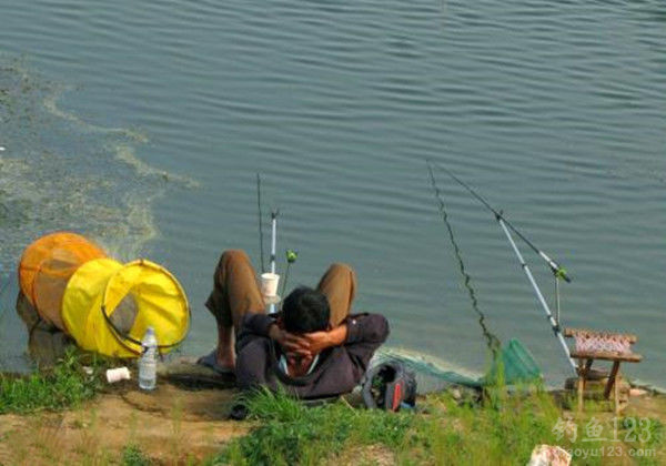 夏季釣魚是深水好還是淺水好_初夏釣魚釣深水還是淺水_夏季釣深水