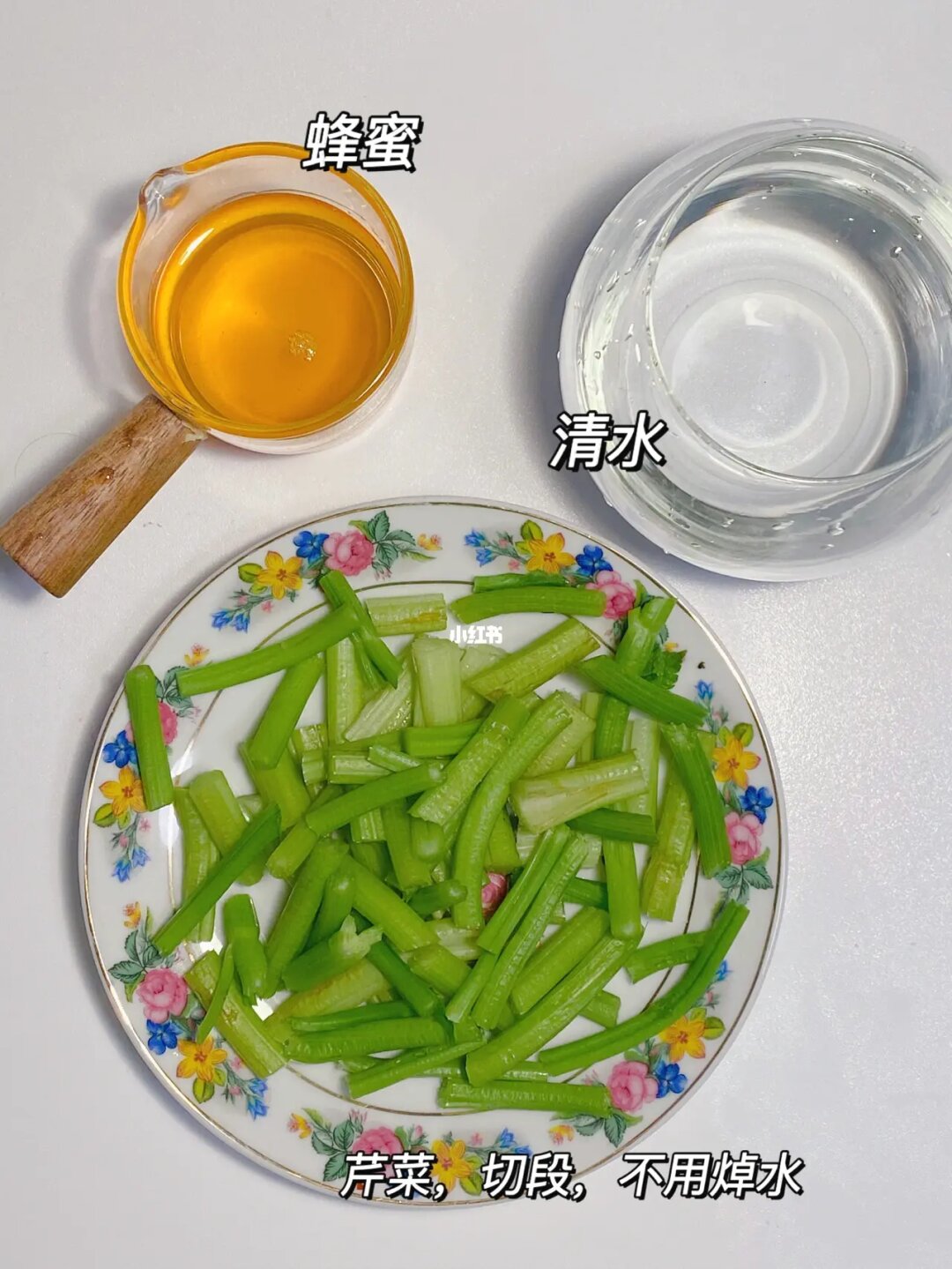 最好的草魚餌_釣草魚用什么餌更好_釣餌草魚好用不
