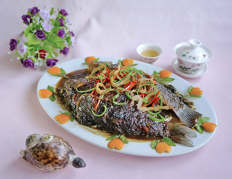 芙蓉鯽魚_芙蓉鯽魚的做法_芙蓉鯽魚是哪個刺繡