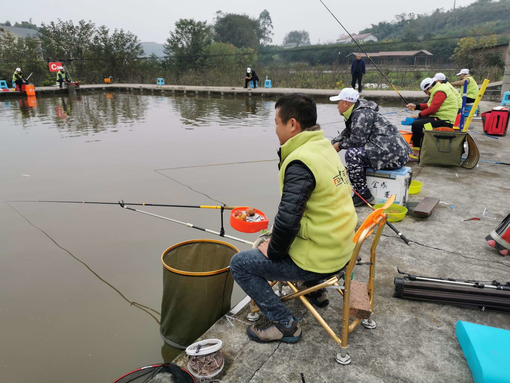 釣魚用具上市公司_化紹新釣魚用品有限公司_釣魚用品批發