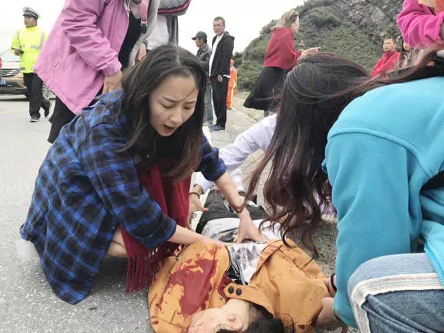 古墩路燈彩街_杭州燈彩街和墩池街_燈彩街屬于什么街道