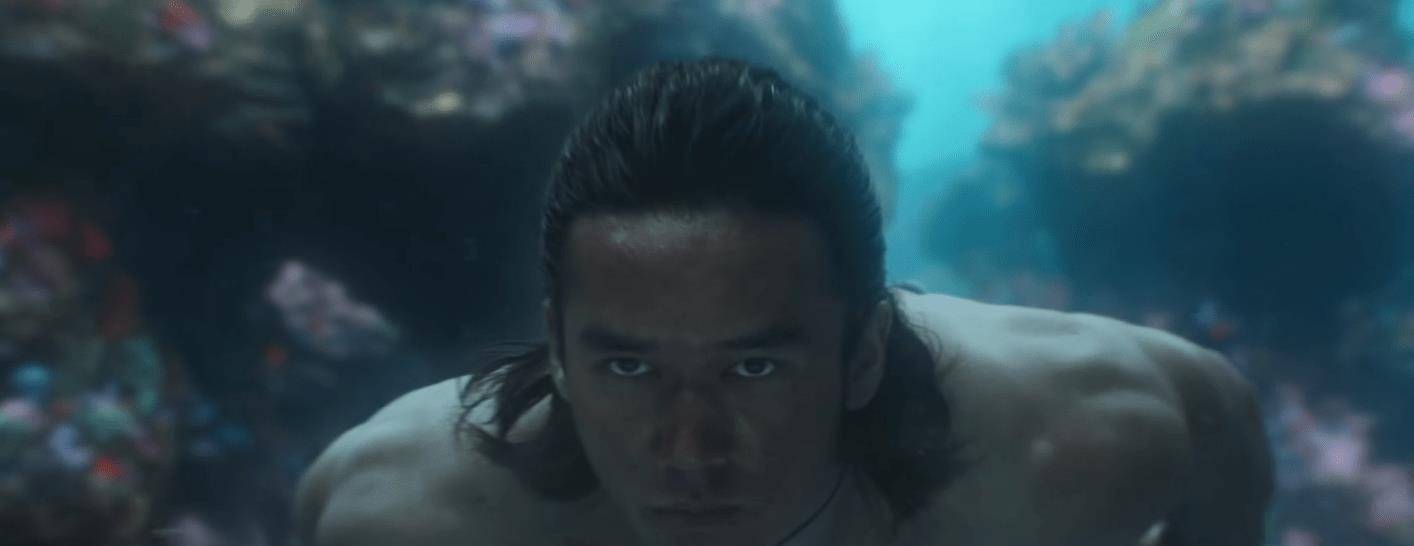 巨型海蛇圖片_巨型海蛇的視頻_巨型海蛇