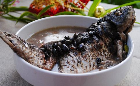 鯉魚湯做法大全_鯉魚湯怎么做_鯉魚湯做啥好吃