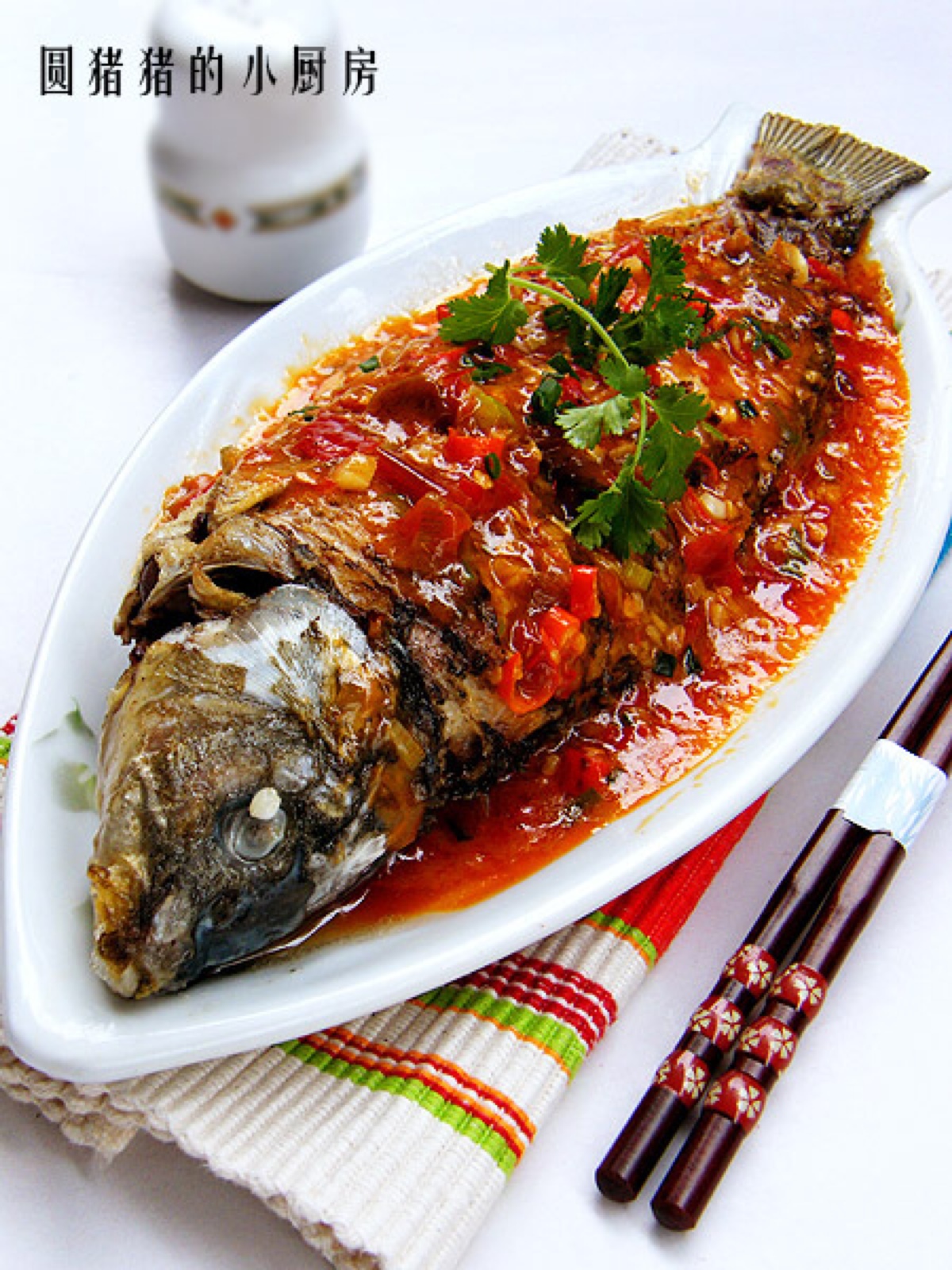 鯉魚_鯉魚ace_紅鯉魚與綠鯉魚與驢