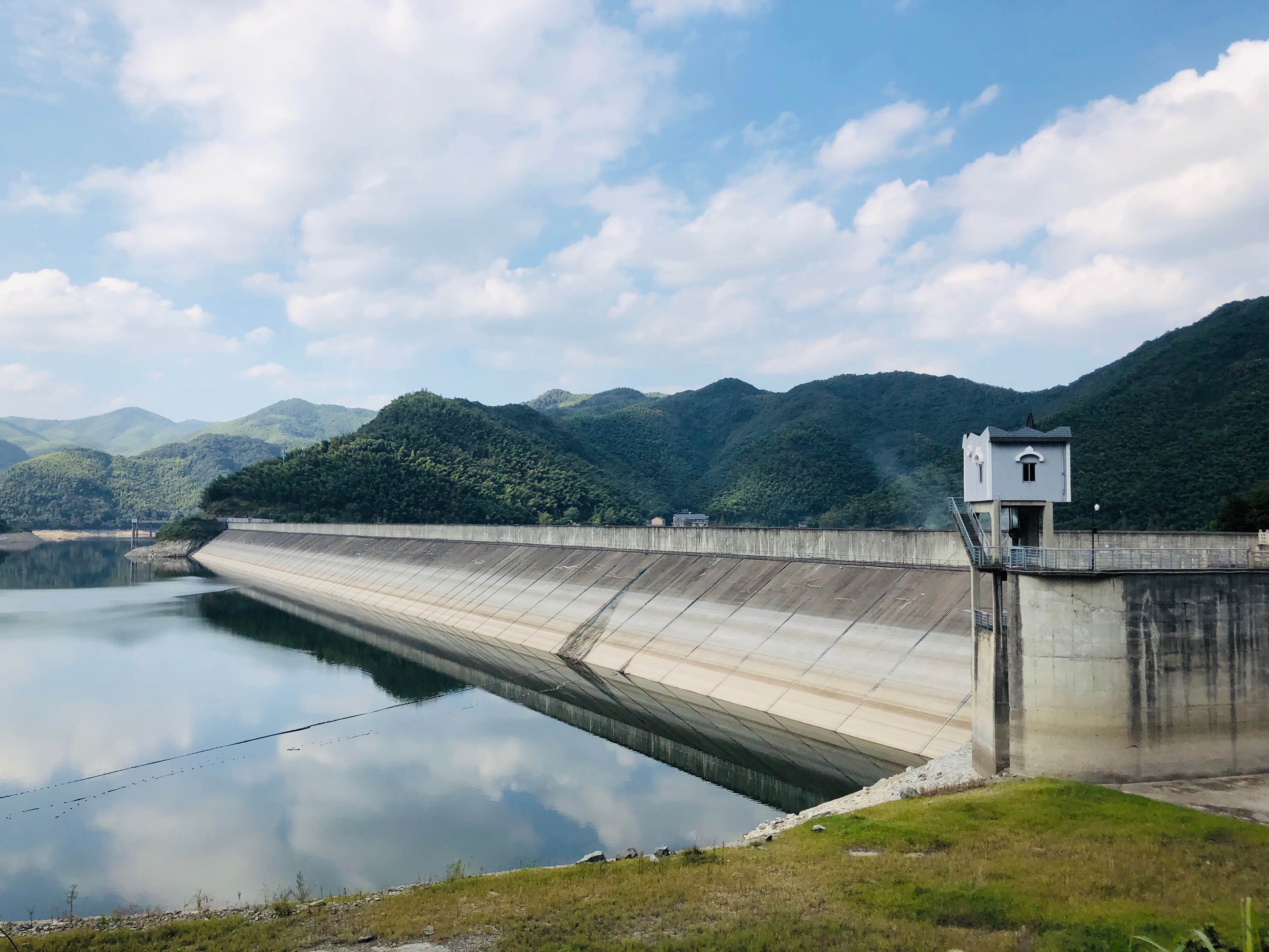 池沼公魚_夏季池沼公魚怎么釣_池沼公魚的危害