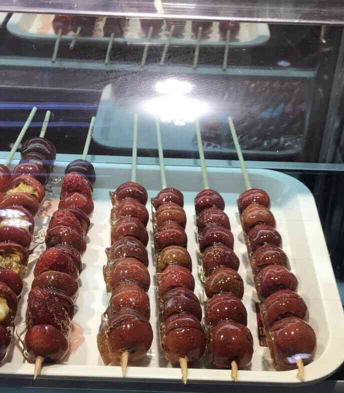 冰糖葫蘆是最好吃的，阿澳夜空不明火球,打死金毛犬