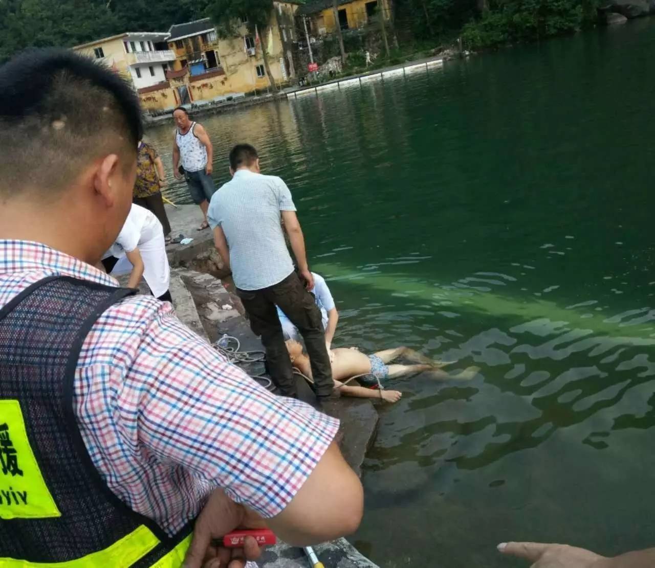 五點梅水庫 15歲兒子游泳,溺亡同伴,結果兩人均不幸溺亡