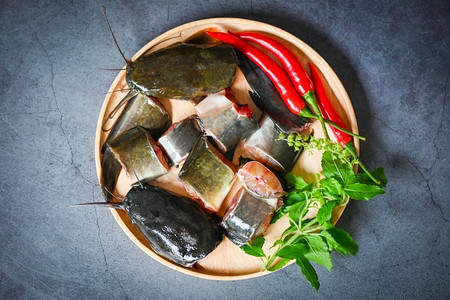 鯰魚怎么做好吃又簡單_好吃鯰魚簡單做法_鯰魚咋做好吃視頻