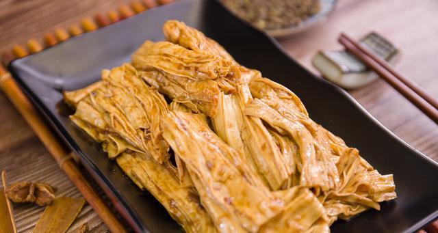 沉木黃水怎么處理_沉木黃水用什么過濾_解決沉木黃水最簡單的辦法