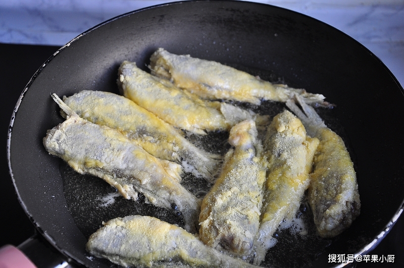 埃及塘鲺和鯰魚有什么區別_埃及塘鲺怎么做好吃_埃及塘鲺