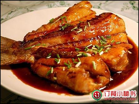 青魚養殖_養殖青魚一年可以長多少斤肉_養殖青魚吃什么飼料