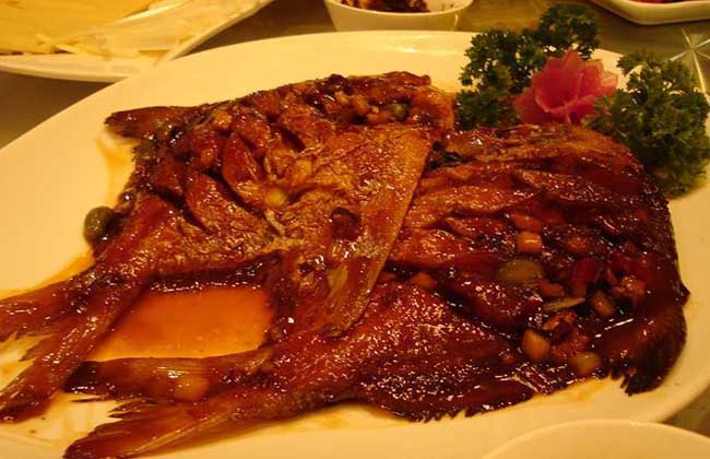 鯧魚的營養價值_鯧魚的營養_鯧魚的營養成分與功效