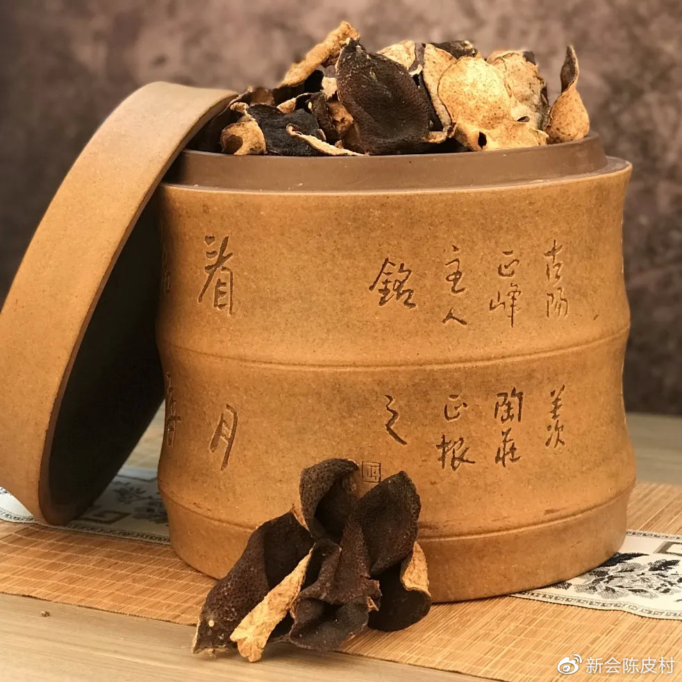 紅蟲怎么保存不會死_保存死紅蟲會凍死嗎_死的紅蟲還能用嗎