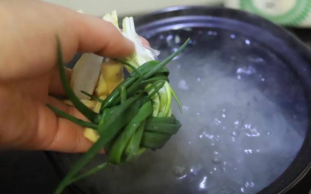鰱魚頭的做法_鰱魚魚頭的做法大全_鰱魚頭的吃法