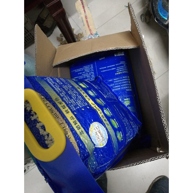 魚竿碳素的和玻璃鋼的哪一個好_碳素魚竿_魚竿碳素和碳纖維的區別