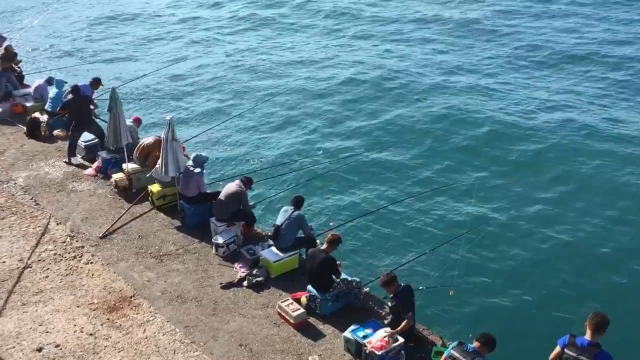 小兒垂釣古詩改寫作文400字_小兒垂釣改寫作文_改寫《小兒垂釣》