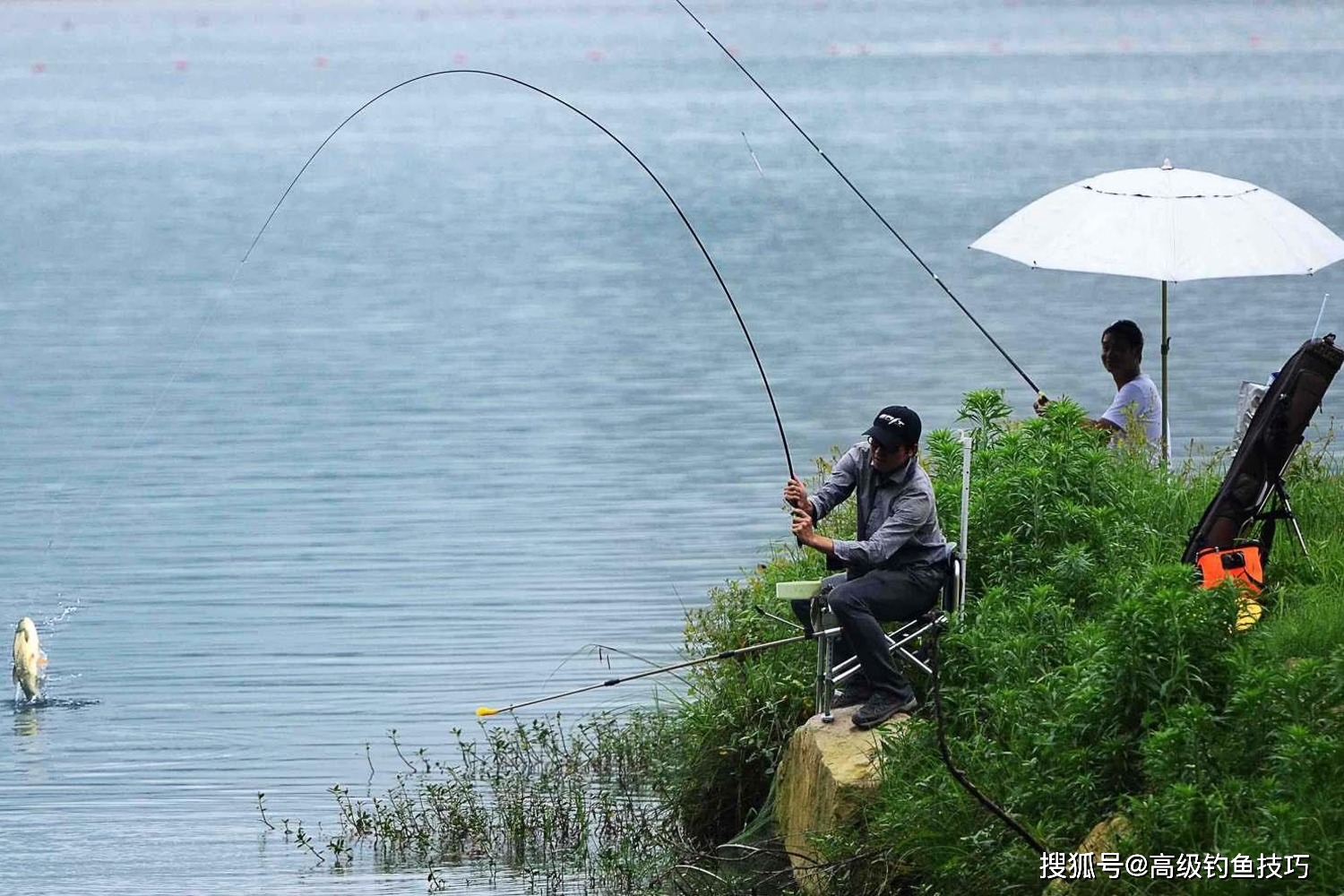 鉤釣魚視頻技巧大全_鉤釣魚視頻技巧教程_多鉤釣魚技巧視頻
