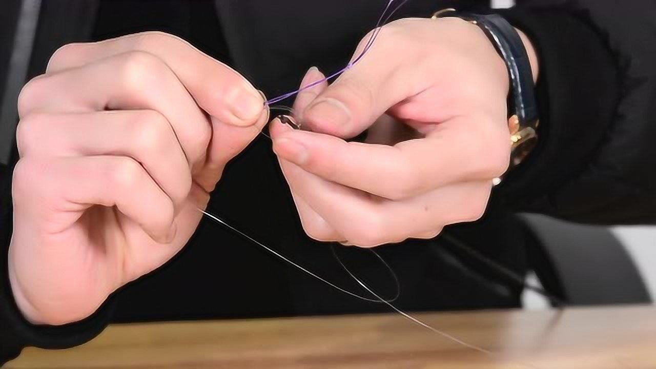綁魚線魚竿的線怎么綁_綁魚竿線的方法_魚線和魚竿的綁法