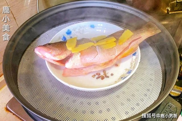 海鱸魚與淡水鱸魚營養價值_鱸魚多少錢一斤_寶寶吃海鱸魚還是河鱸魚好圖片