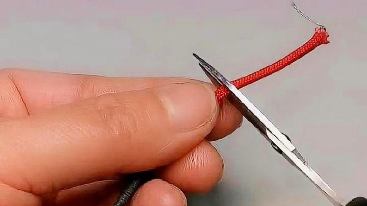 魚竿的線怎么接_釣魚竿接線視頻_魚線與竿稍的接法