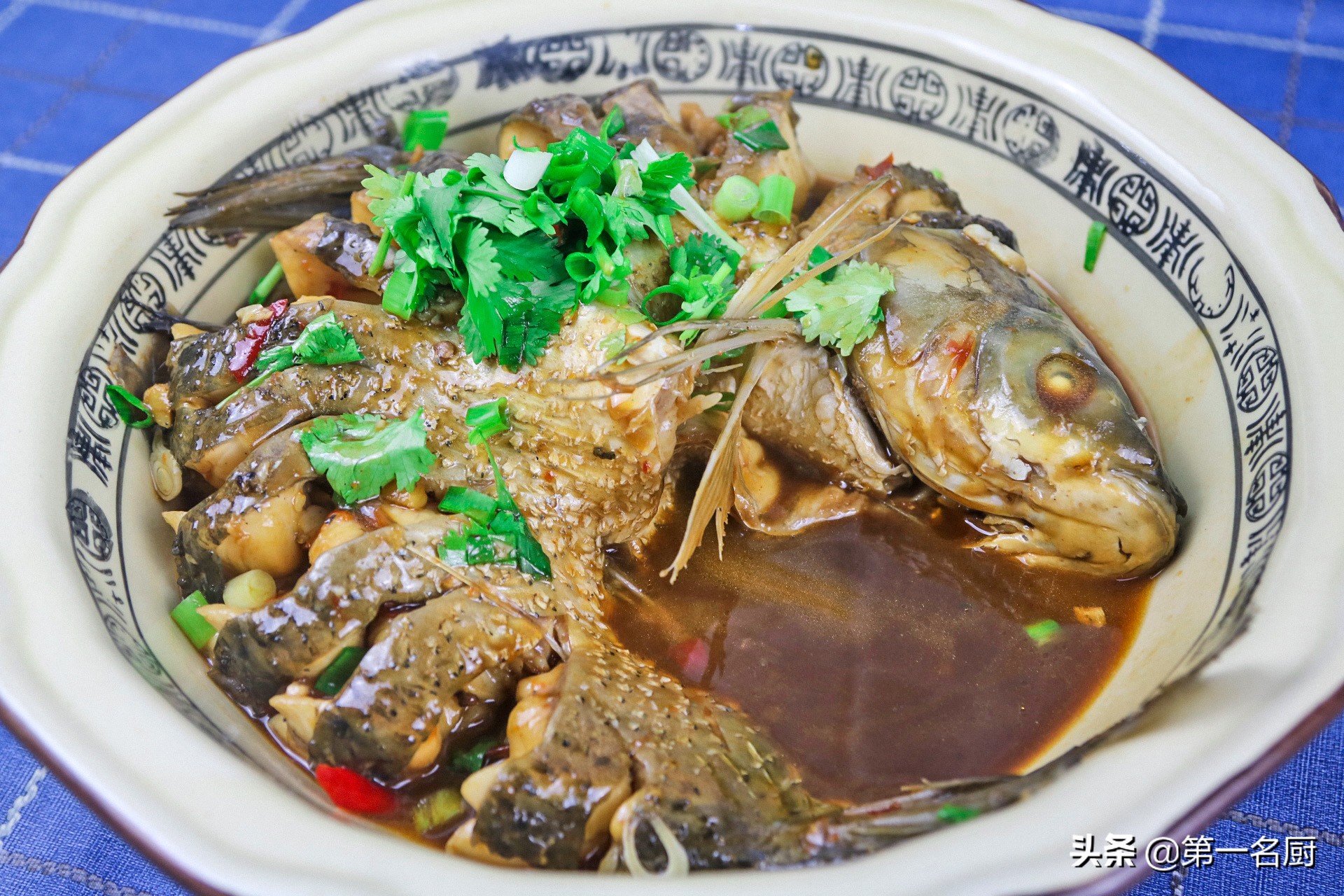 草魚皮,魚皮要怎么做好吃_草魚皮做法_新鮮草魚皮的做法