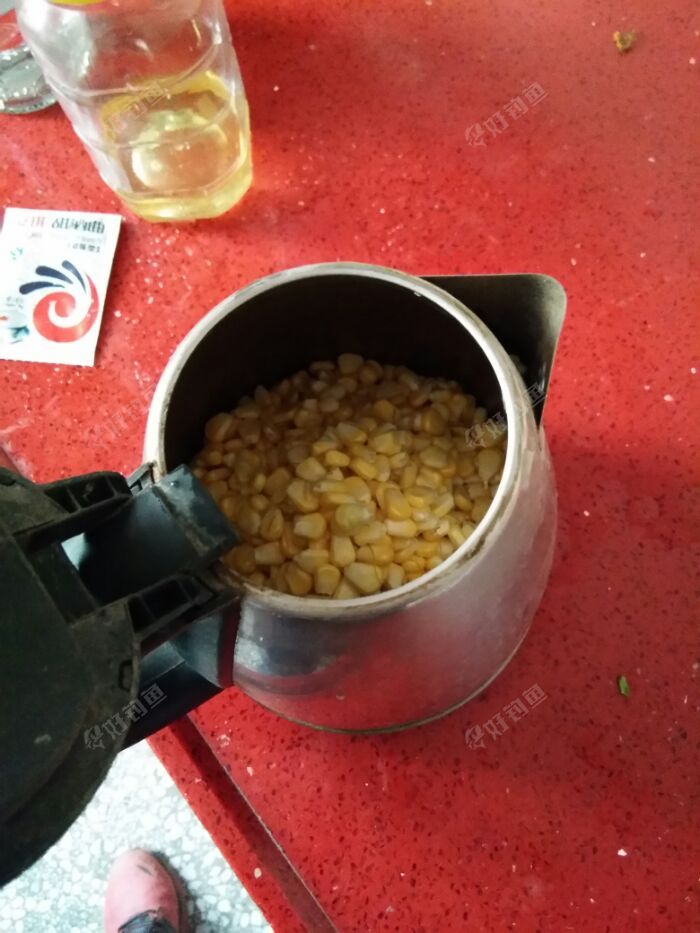 冬季海桿野釣鯽魚_海桿冬季釣鯽魚用什么打窩_秋冬野釣鯽魚餌料配方海竿