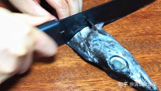 帶魚的魚鱗刮好還是不刮好_刮好魚鱗帶魚怎么保存_刮好魚鱗帶魚能放多久