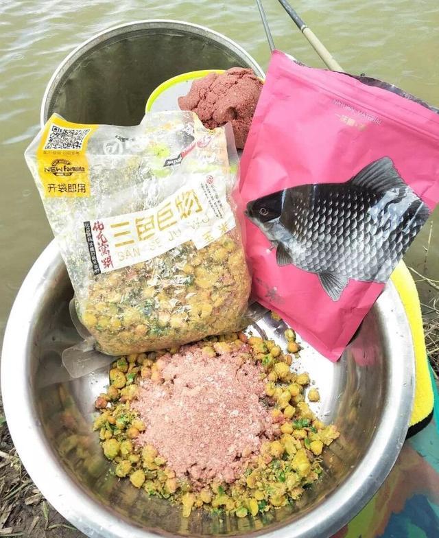 草魚餌哪個品牌的好用_青魚草魚餌料哪個品牌好_餌料草魚青魚品牌好用嗎