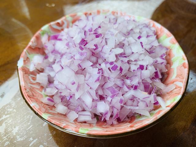 黃瓜辣椒腌制咸菜方法視頻_黃瓜辣椒腌制咸菜方法大全_辣椒黃瓜咸菜腌制方法