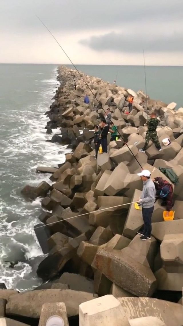 出海釣魚頭像_出海釣魚圖片_釣魚出海圖片大全