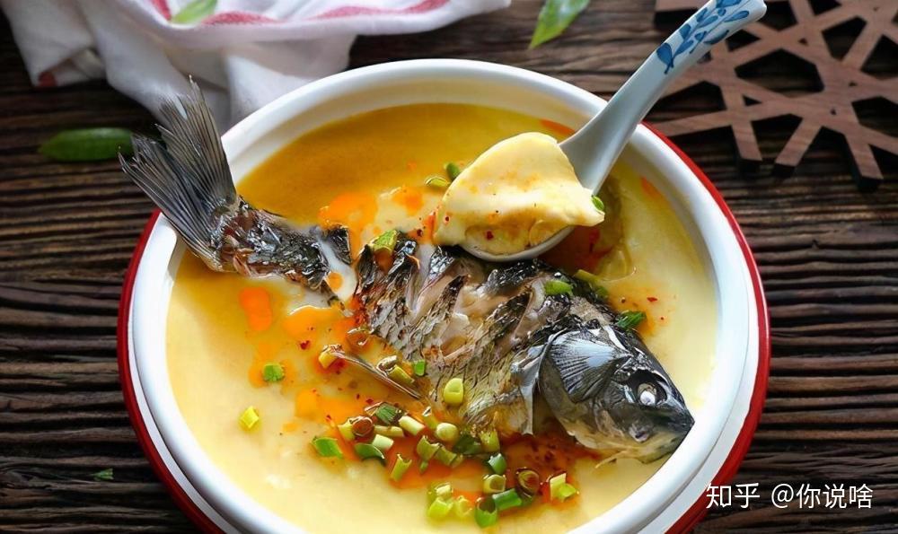 芙蓉鯽魚菜是發物嗎_芙蓉鯽魚是哪里的菜_芙蓉鯽魚菜是什么菜系