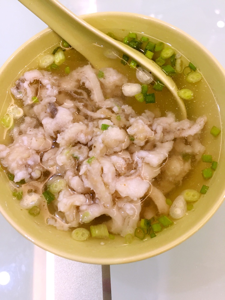 魚丸湯的家常做法_魚湯丸怎么做_魚湯丸子的做法