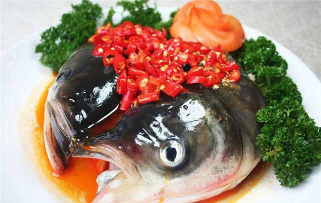 怎么燒鰱魚頭_家常鰱魚頭怎么做_鰱魚頭的做法