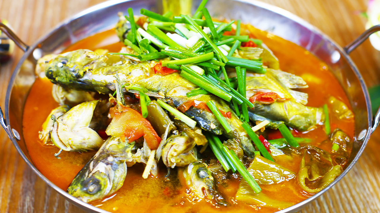 淡水魚黃骨魚種類圖片_海魚像黃骨魚是什么魚_黃骨魚是海魚還是淡水魚
